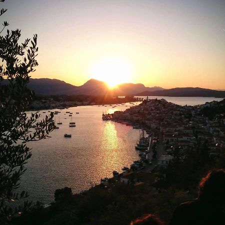 Sunray Studio In Poros Apartment Poros Town Exterior photo