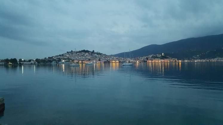 Sunray Studio In Poros Apartment Poros Town Exterior photo