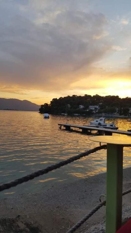 Sunray Studio In Poros Apartment Poros Town Exterior photo