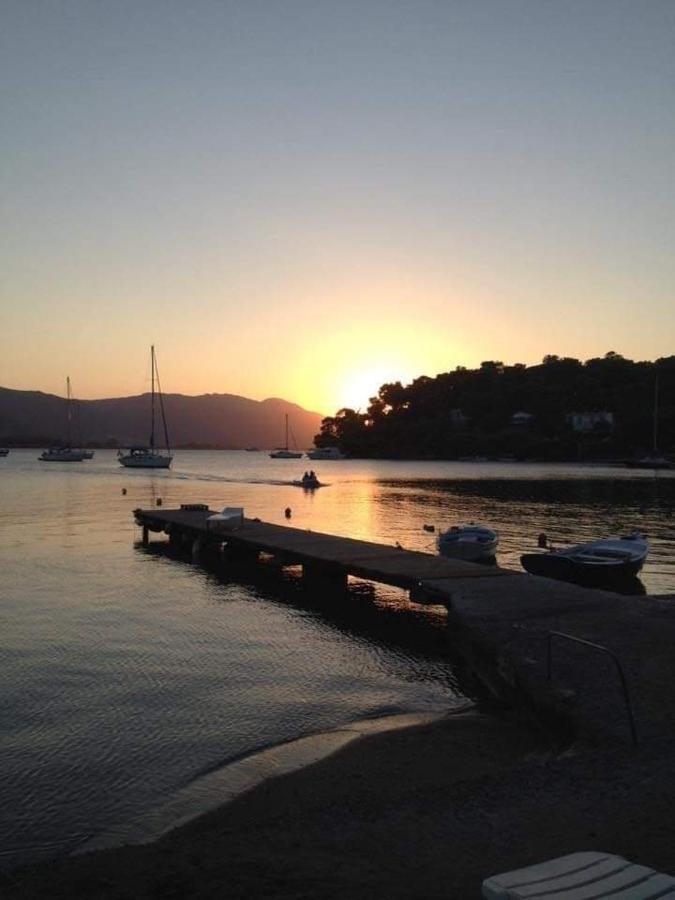 Sunray Studio In Poros Apartment Poros Town Exterior photo